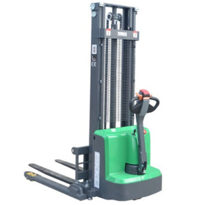 EKKO Full Lithium Powered Straddle Stacker 2800 lbs Cap, 119" Lift, EB13E-LI